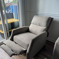 Tromley Pushback Recliner 