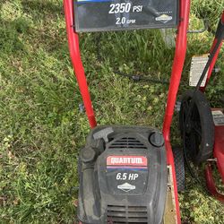 2 pressure washers