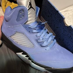 Jordan 5s  Unc