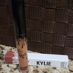Kylie Matte Liquid Lipstick 