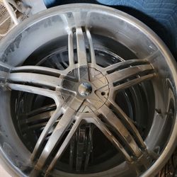 silverado 6 lugs universal  $400 