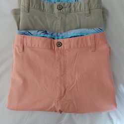 Tommy Bahama Lot Of 2 Shorts IN Cotton Blend Size 42