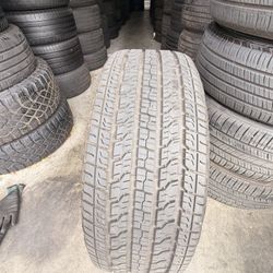 255/65/17 Goodyear Territory H/T Like New Single (1)