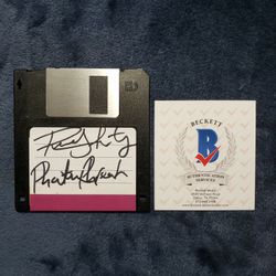 RENOLY SANTIAGO Autograph "PHREAK" in HACKERS Signed 3.5" Floppy Disc with Certificate Of Authenticity by Beckett
