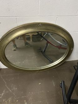 Oval mirror