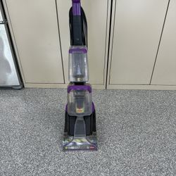 Bissell PowerForce PowerBrush Pet carpet cleaner