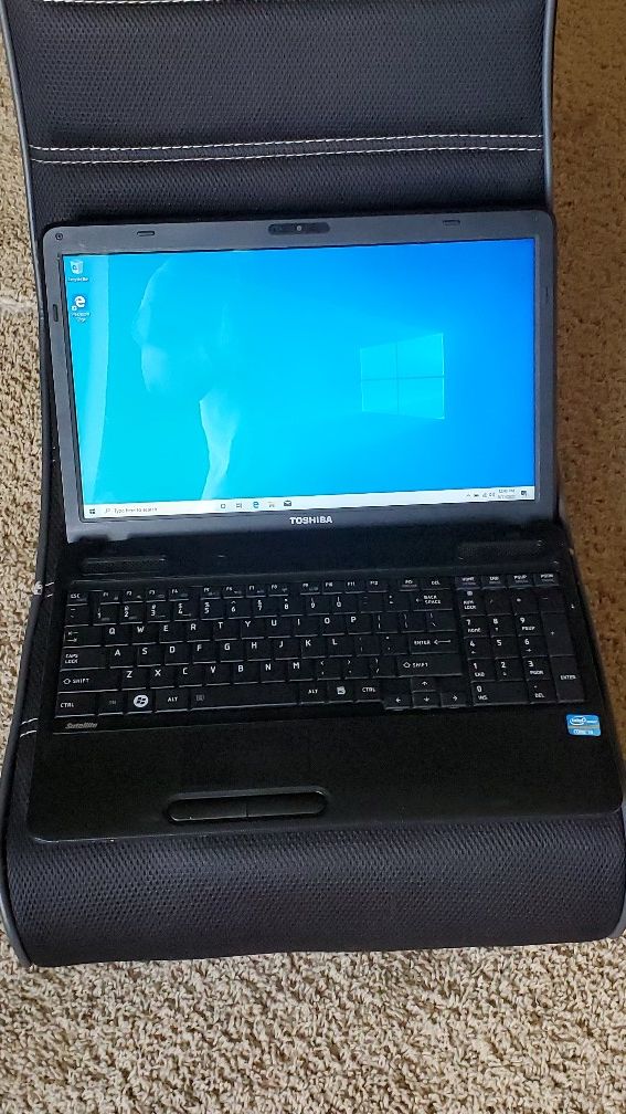 Toshiba Laptop intel i3 Microsoft Office installed