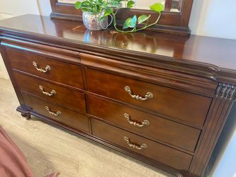 Dark Cherry Bedroom Set w/ Mirror & Nightstands