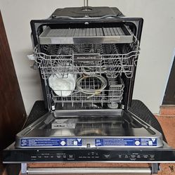 🔆🇺🇸☆KitchenAid☆🇺🇸🔆 3-Rack S-Steel Dishwaher in Perfect Condition