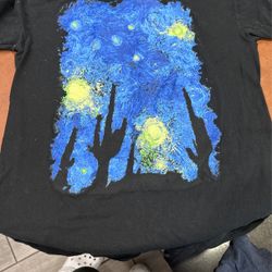 Van gogh painting on shirt 