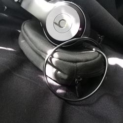 BEATS SOLO 3 WIRELESS Bluetooth Headphones/Case/Cable