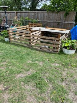Dog pen