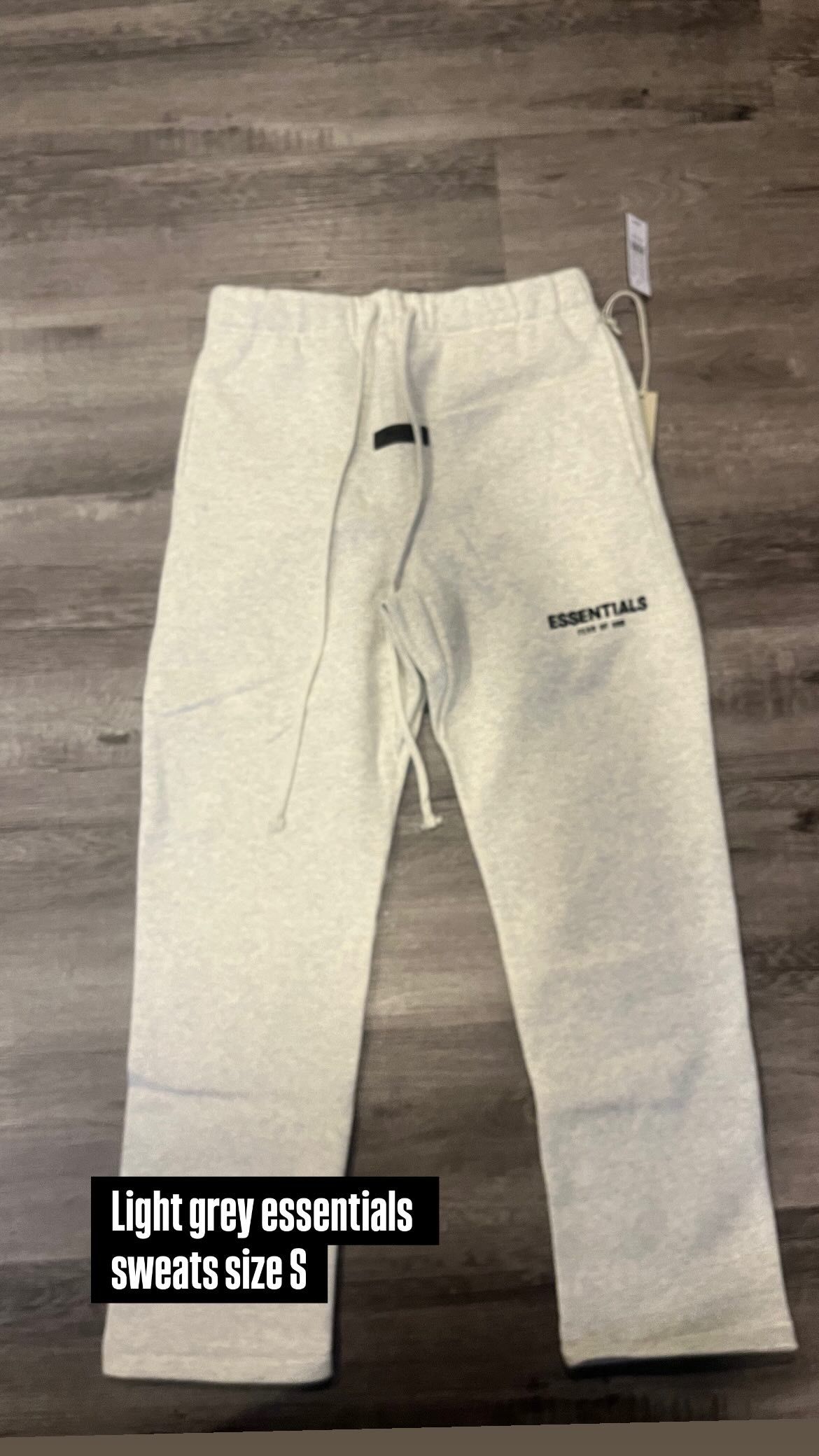 Light Essential Sweats