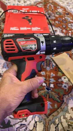Milwaukee Drill 2607-20 New Open Box W/charger