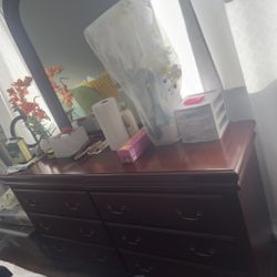 Redwood Drawer Set With Night Stand 