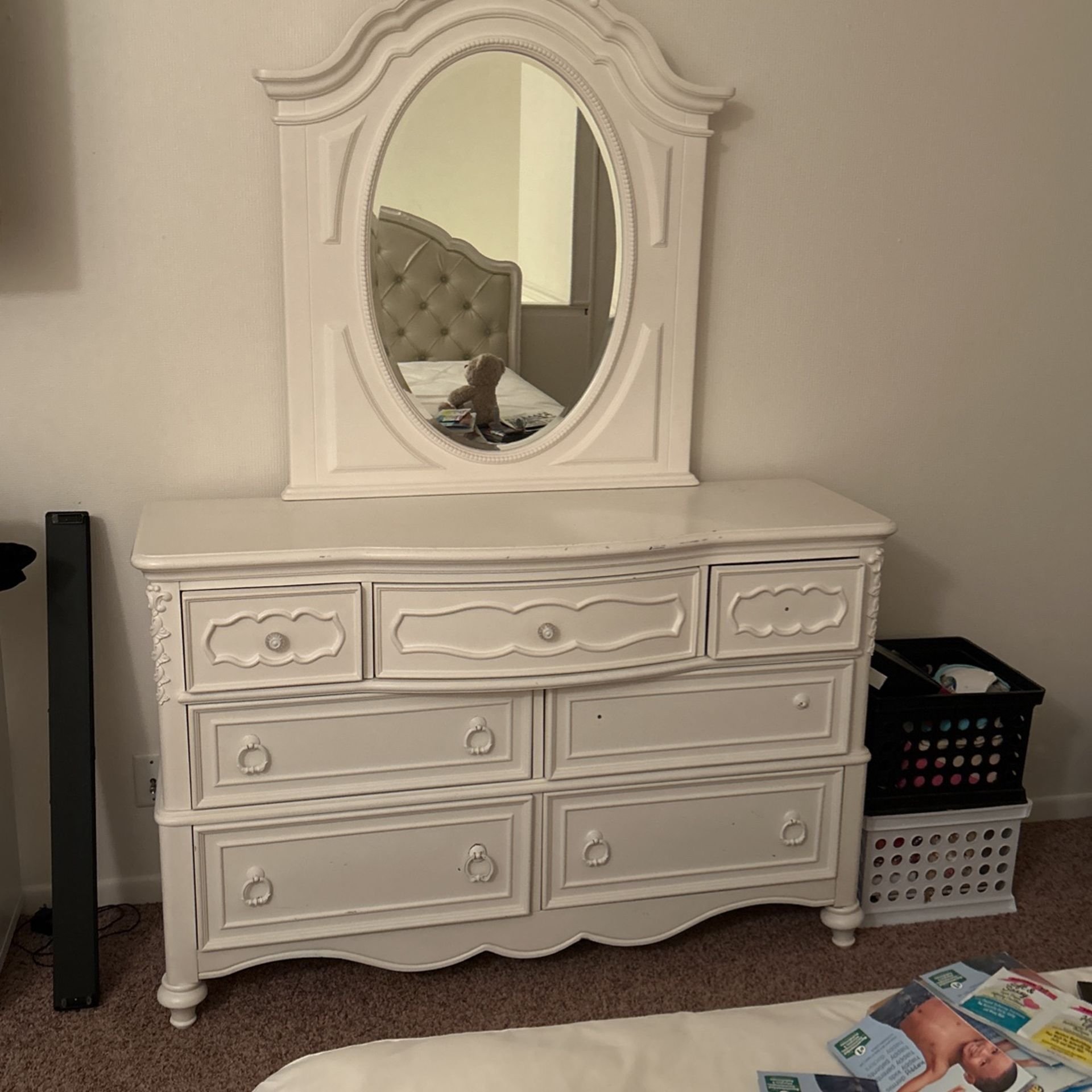 Princess bedroom Set, White, Full Size