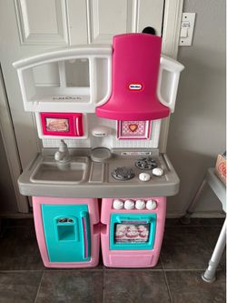 Play Kitchen