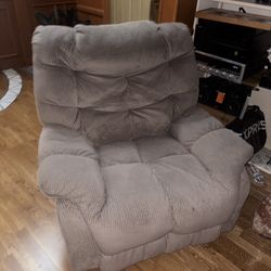 Lazy Boy Recliner 