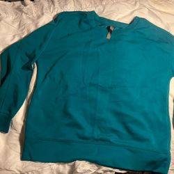 Sporty Pullover