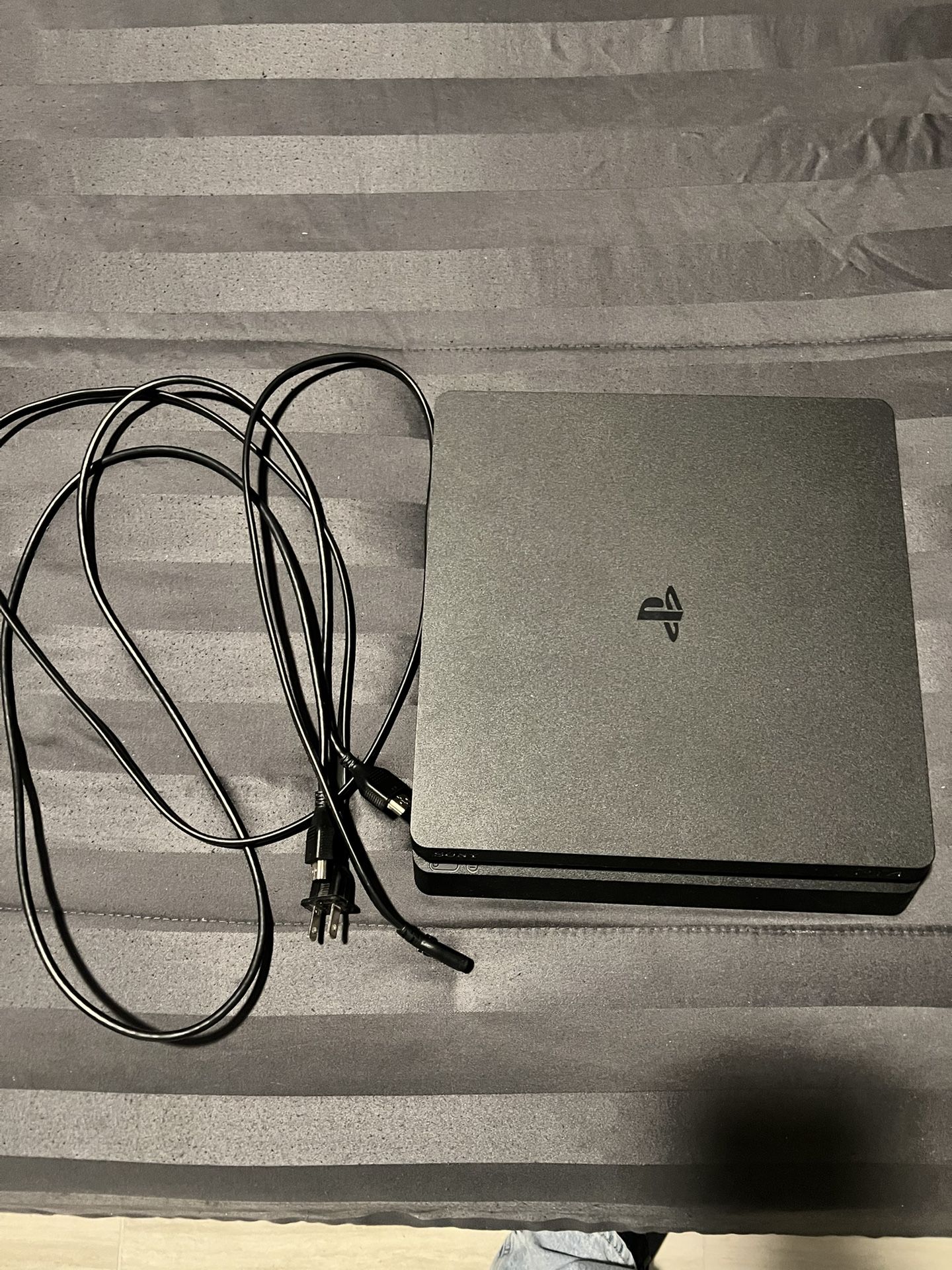 PS4 with SCUFF Controller 