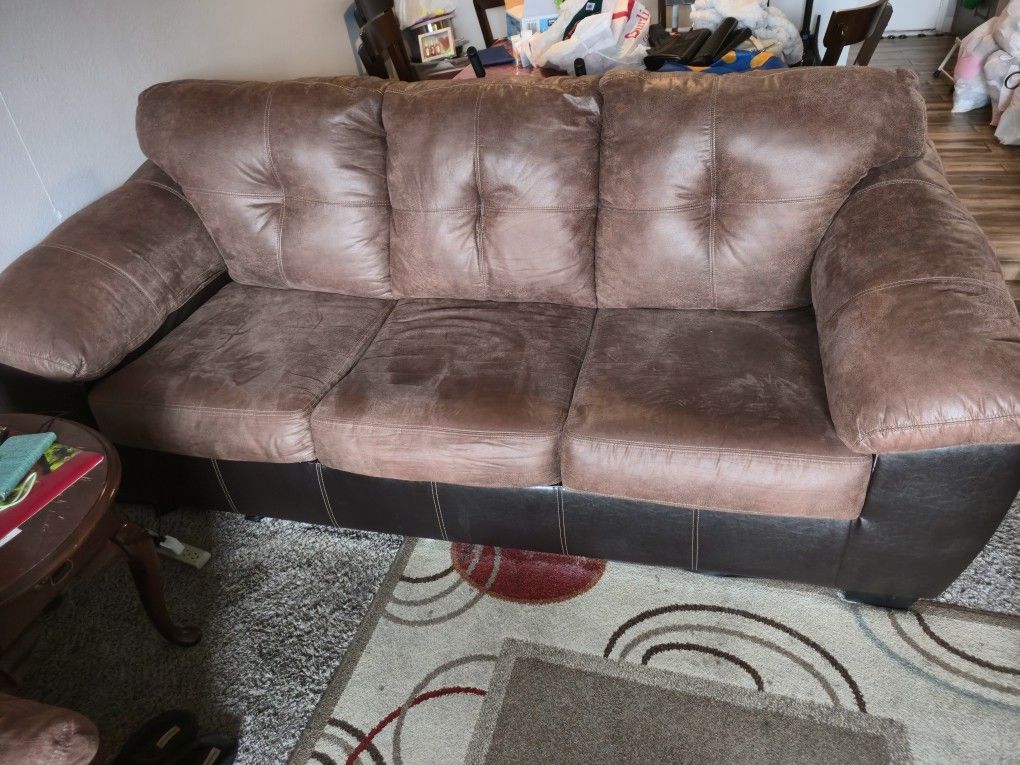 Sofa Set- Moving Sale