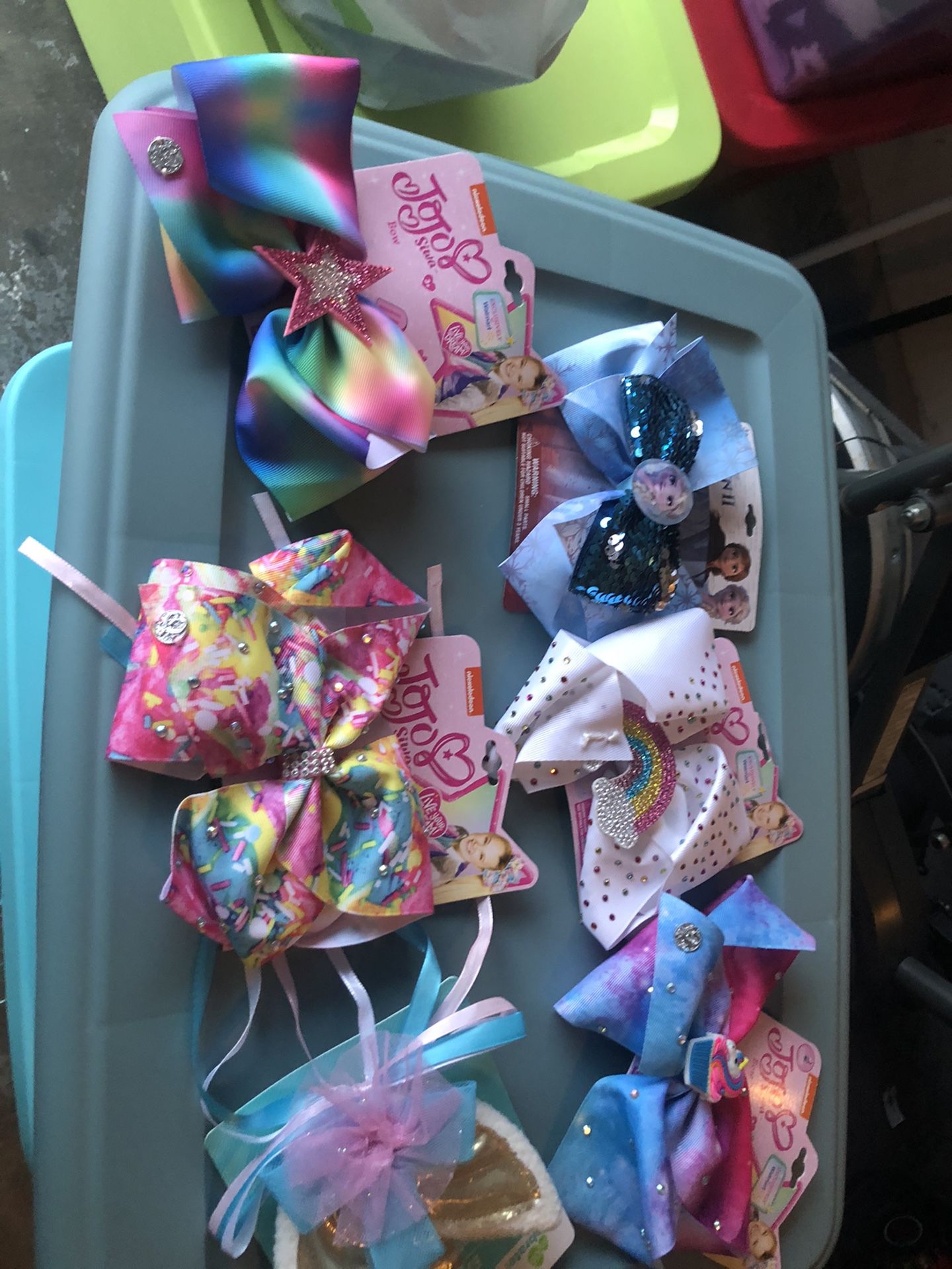 Bows and peppa pig shoes!!!!