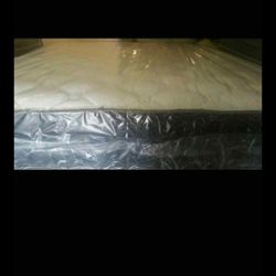 King size new thick pillow top bed can deliver 