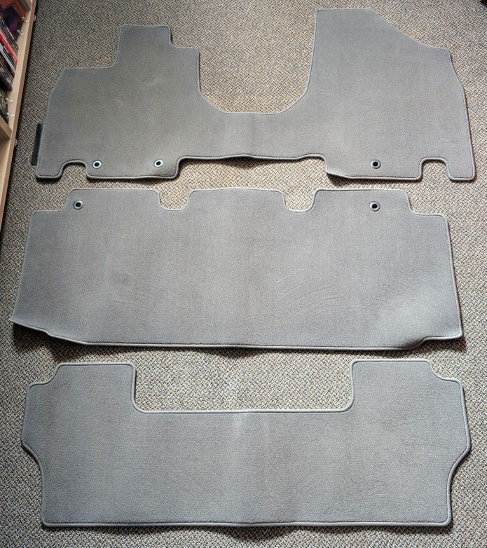 2011-2017 Honda Odyssey OEM Gray Floor Mats