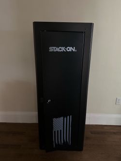 With key Gun safe