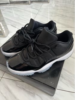 Air Jordan 11 space jam low