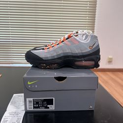 Nike Air Max 95 OG  “ Mandarin ”  Sz 11