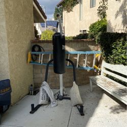 Everlast Boxing Heavy Hanging Bag and Stand
