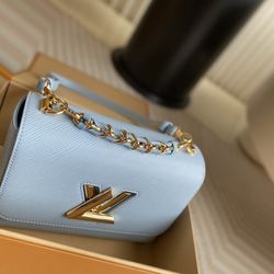Twist Delight Louis Vuitton Bag