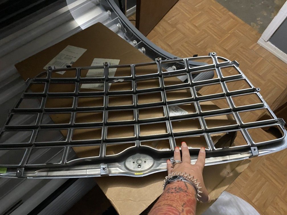 Chrysler 300c Parts
