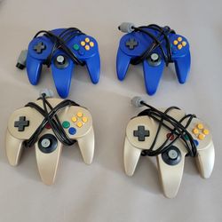 4 N64 Controllers - Blue & Gold