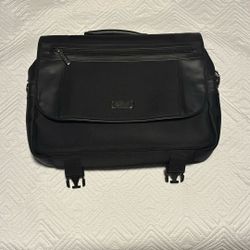 Kenneth Cole Reactions Bag