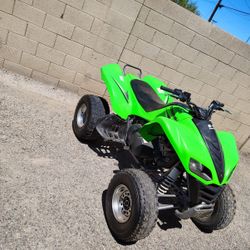 Kawasaki 700 