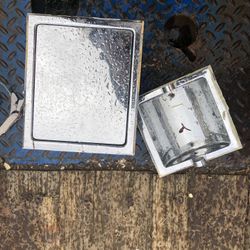 Bathroom Unit Storage (revolving)/ Toilet Paper Holder