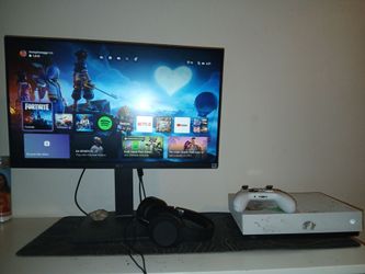 Xbox One S Console with Controller headphones and monitor
