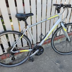 Specialized Sirrus hybrid comfort