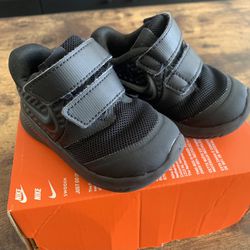 Baby Nike Tennis Shoes  “Go Fast”