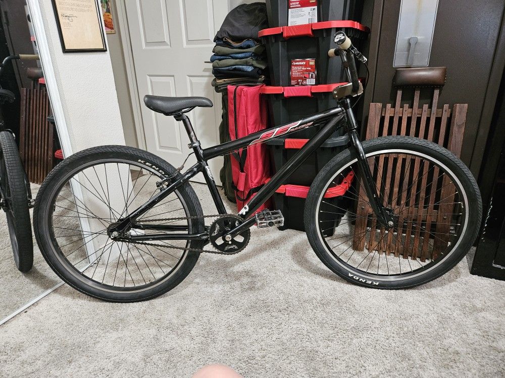 SE Racing BMX Bike Floval Flyer