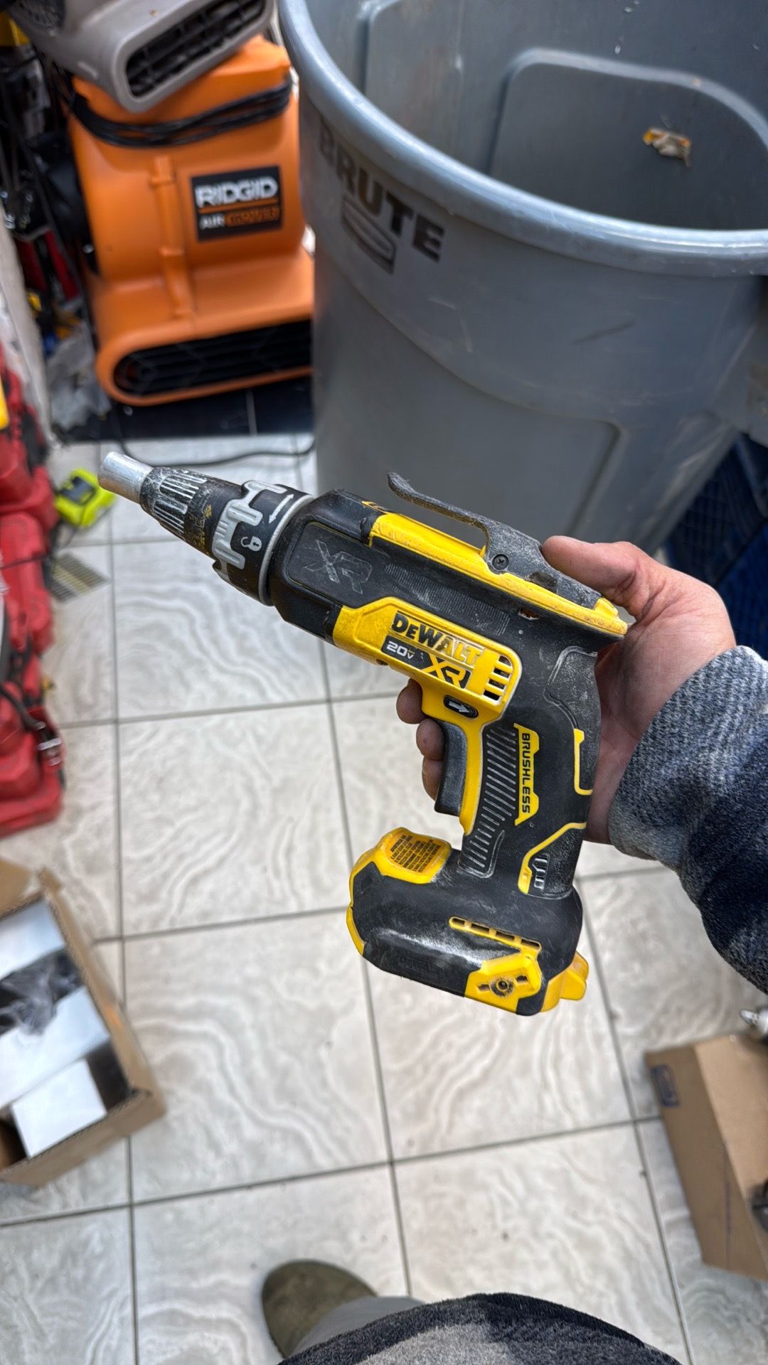 Dewalt 20v drywall screwdriver