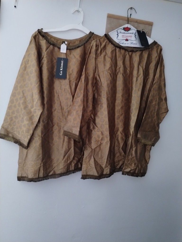 Blusa Nueva De Mujer Size L $6 Por Los Dos