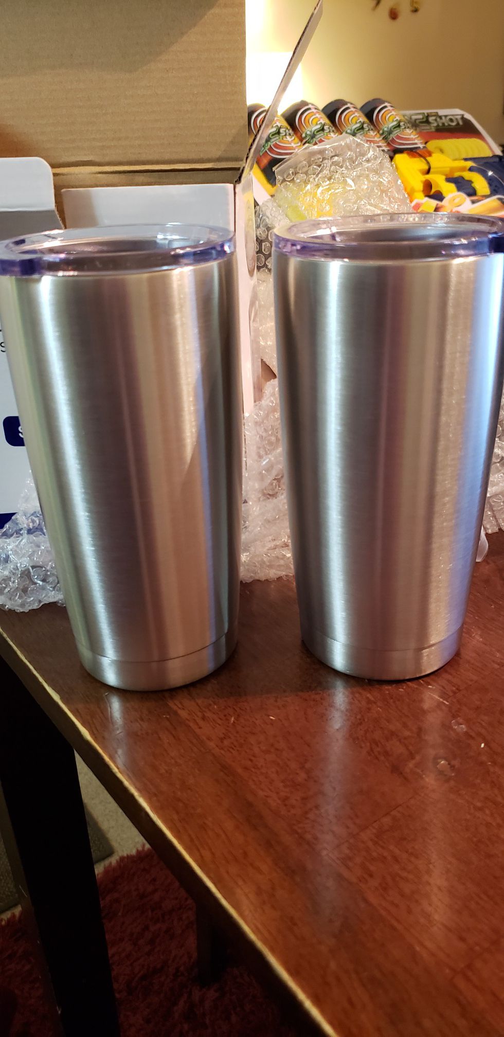 Domicare travel mugs