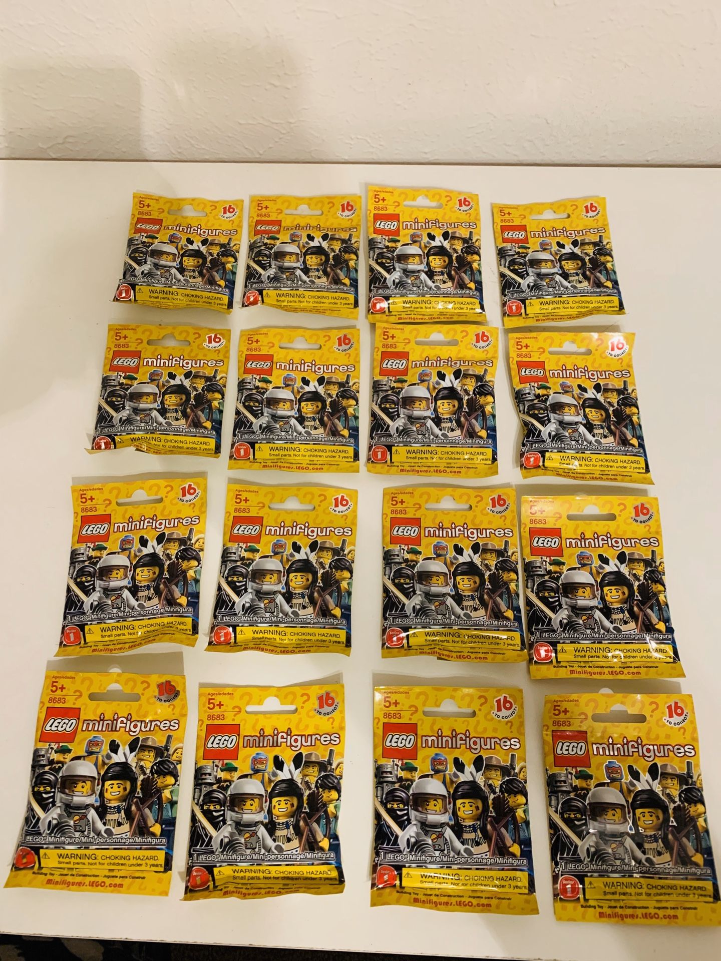 Lego Series 1 Collectible Minifigures Complete Set #8683 New Sealed Rare