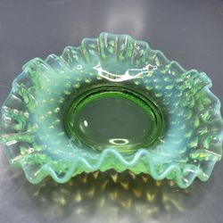 1950’s Vintage Fenton opalescent hobnail dish Uranium Vaseline Glass 