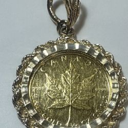 Elizabeth II $5 Gold Coin In 14k Gold Rope Bezel