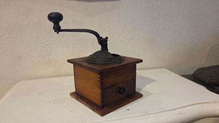 Vintage 1880 Imperial coffee grinder