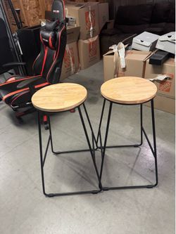 Bar stool seats
